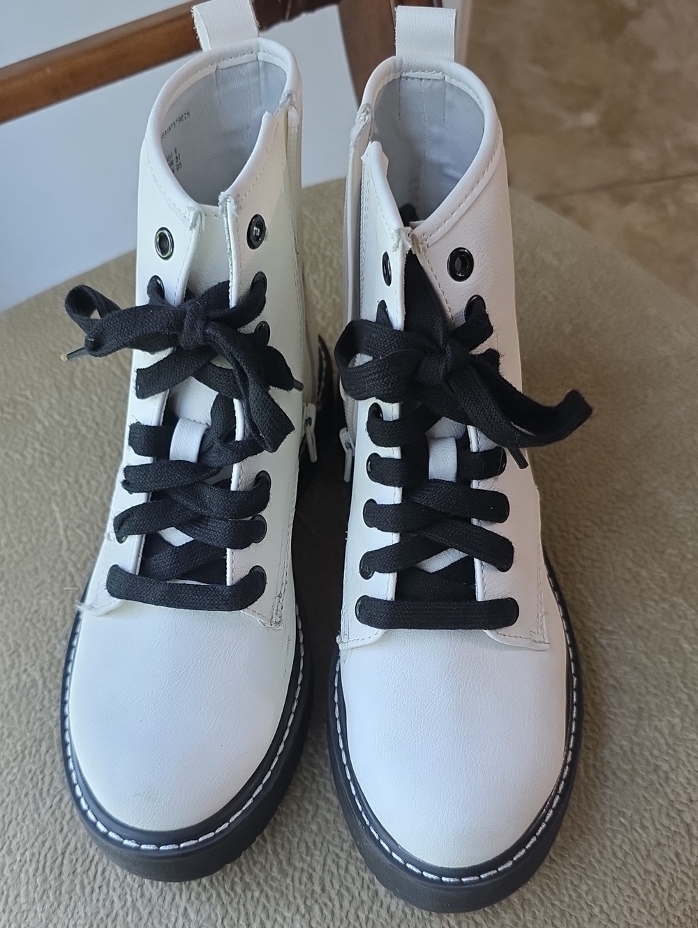 Madden Girl G-KRIST white combat boots Item#1024